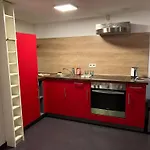Zentrale Grosse Mit 2 Schlafzimmern Fuer Maximal 3 Erwachsene Und 2 Apartament *